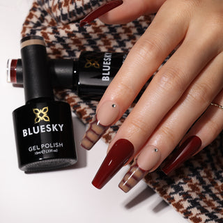 Embrace Autumn Vibes: Get the Perfect Autumn Gel Polish Look