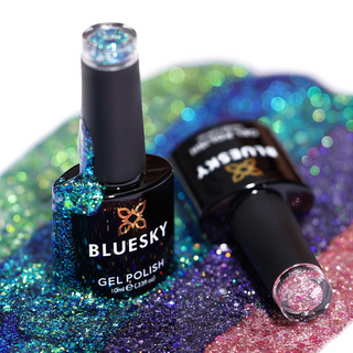 Diamonds Are a Girl’s Best Friend: Sparkling Gel Polish with Shimmer Peacock