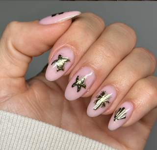 Trending Nail Looks for 2025: Polka Dots, Chrome & Fruity Fun!