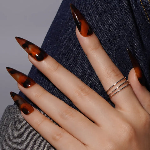 4 Stunning Autumn Matte Nail Art Looks to Try This Season