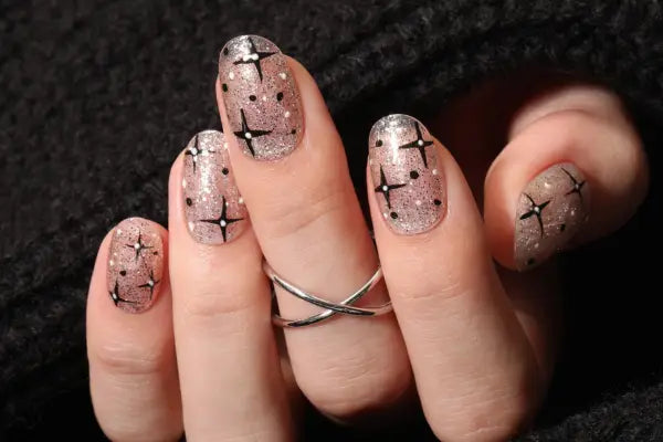 Easy Halloween Nails!