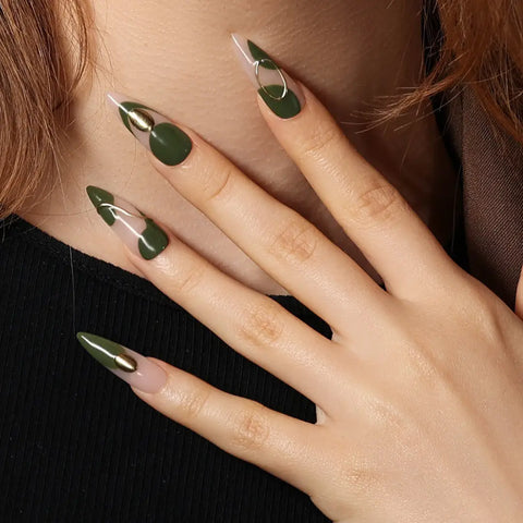 4 Stunning Autumn Matte Nail Art Looks to Try This Season