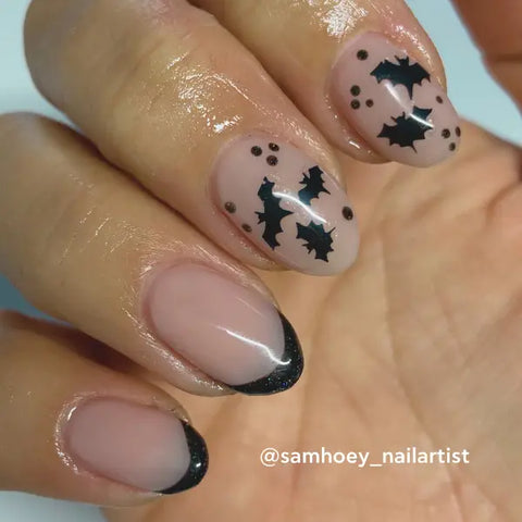 Get the Halloween Look with @samhoey_nailartist