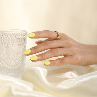 Yellow T-Shirt - LRF07 - 10ml Ridge Filler Base Coat