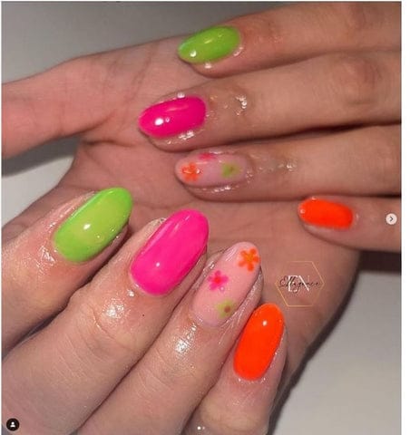 Summer neon nails - Bluesky Fuchsia Fumble (Neon36), Orange Zest (Neon05) & Lime Green (Neon20)